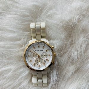 MK Watch